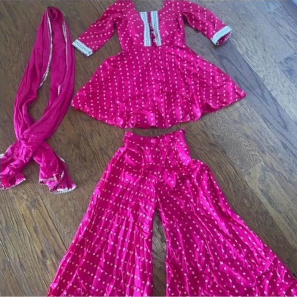 Pink  Indian  outfit - Picture 3 of 9
